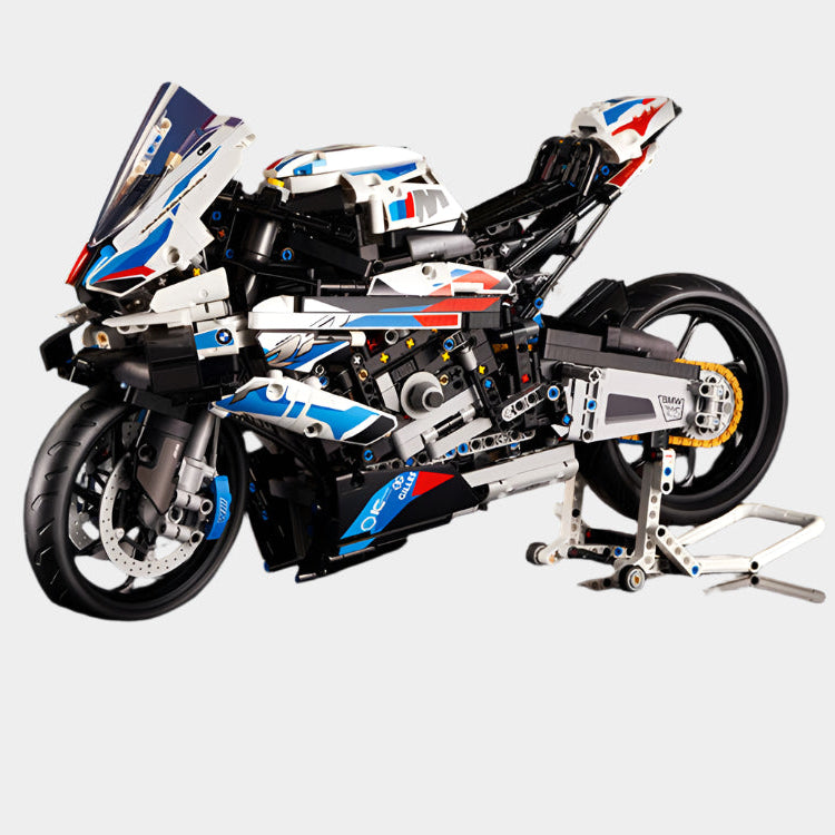 BMW M1000RR motorcycle building blocks set featuring 1,920 self-locking ABS pieces, forming a detailed 1:5 scale model with realistic mechanics