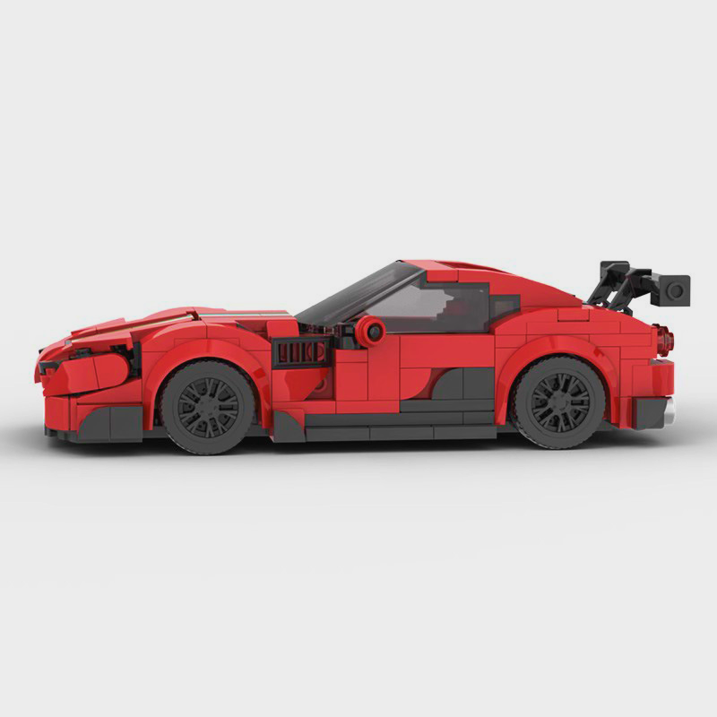 Ferrari 812 GTS V12 building blocks set featuring approximately 381 self-locking ABS plastic pieces, finished model measuring 15 x 7 x 4.8 cm