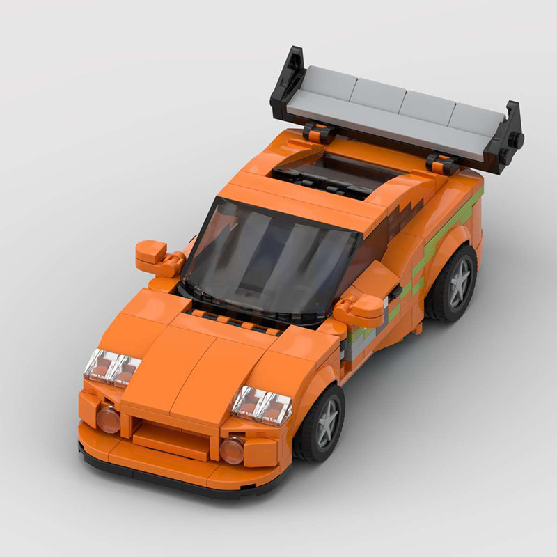 Toyota Supra building blocks set inspired by Fast and Furious, featuring self-locking ABS plastic bricks and a detailed model measuring 18 x 8 x 5 cm