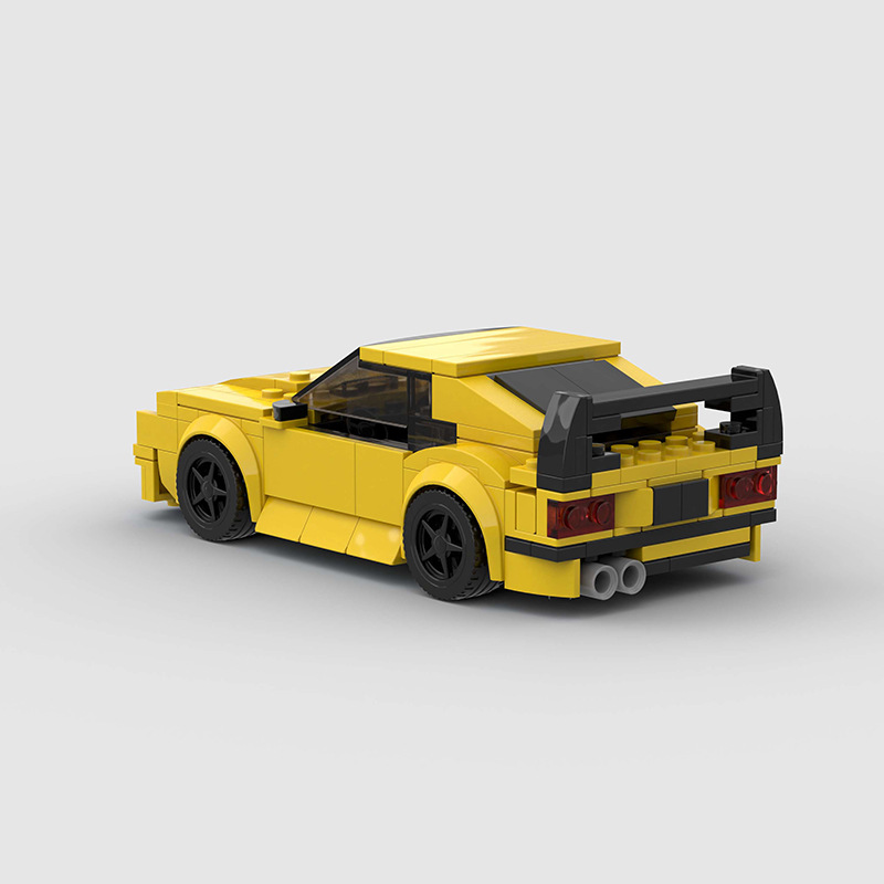 BMW M3 E30 building blocks set with approximately 269 self-locking ABS plastic pieces, creating a detailed model measuring 15 x 7 x 4.8 cm